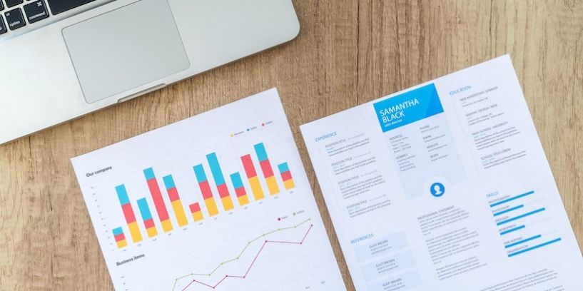 عمل تقارير بالنتائج الإيجابية والسلبية